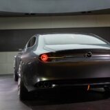 Mazda Vision por detras