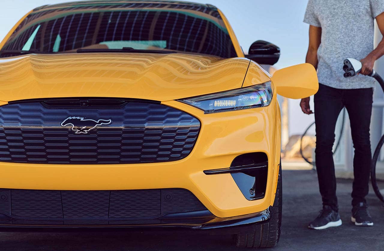 mustang mach e gt performance edition carga Autos Rodando Ford Mustang Mach E carga