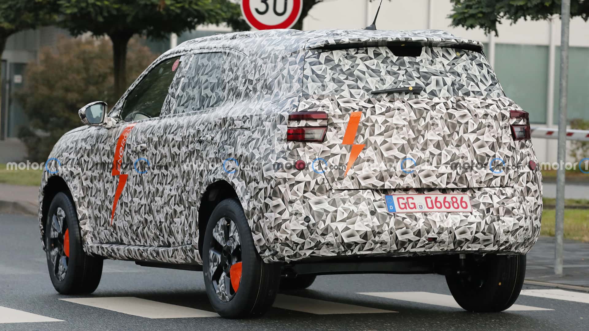 next generation opel crossland spy photos 2 Autos Rodando
