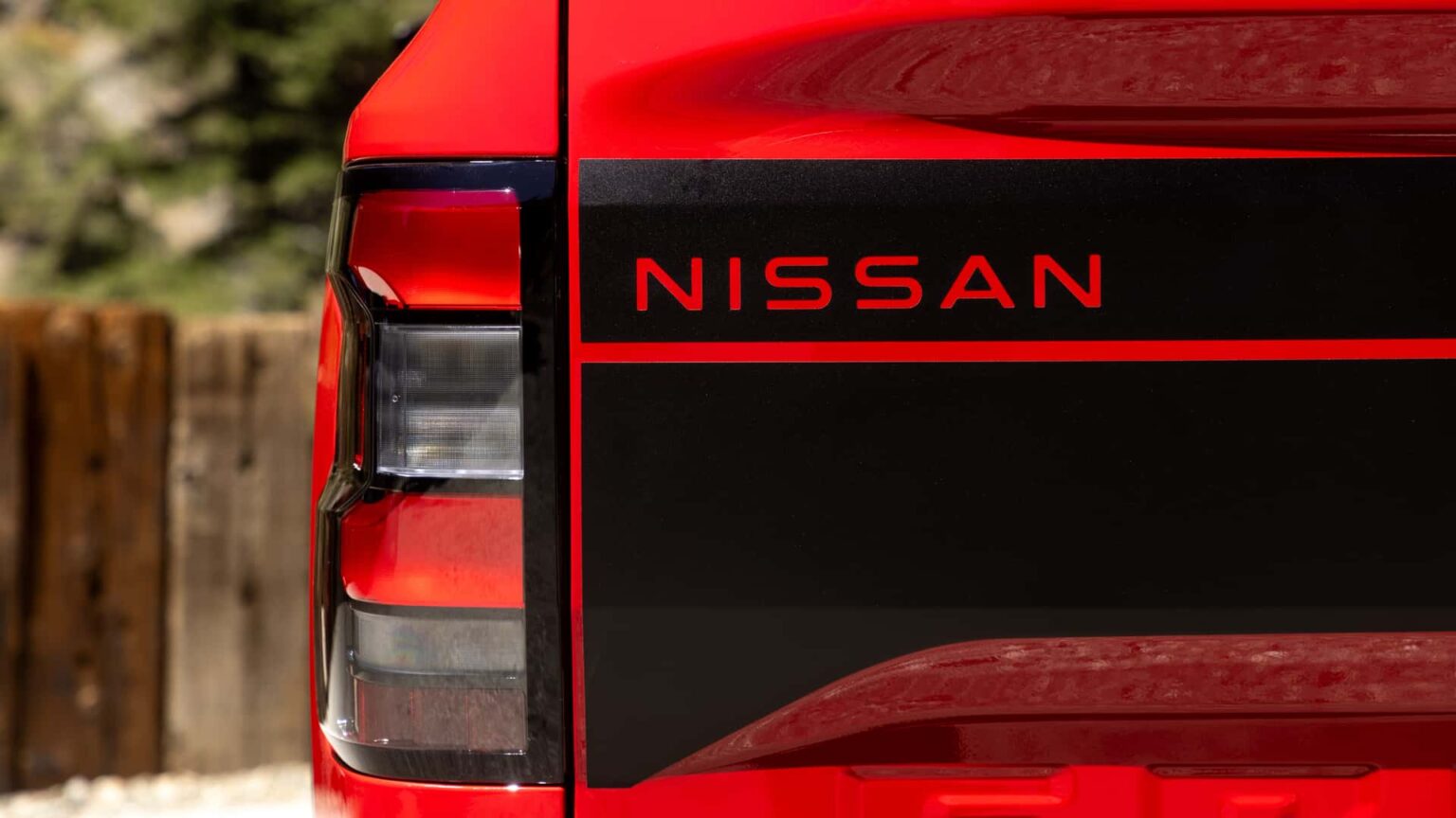 Nissan Frontier Hardbody puerta del platon