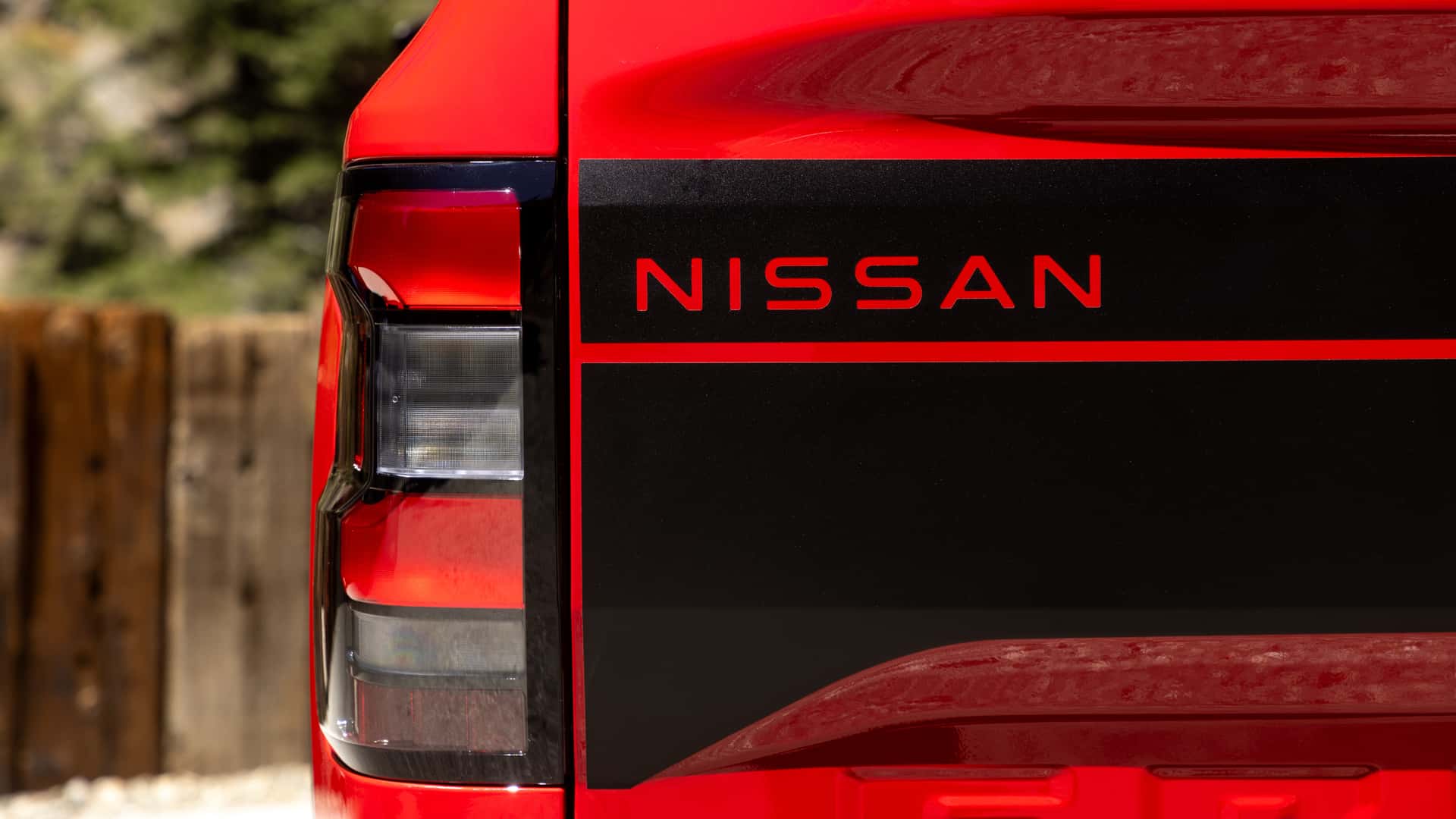 Nissan Frontier Hardbody puerta del platon