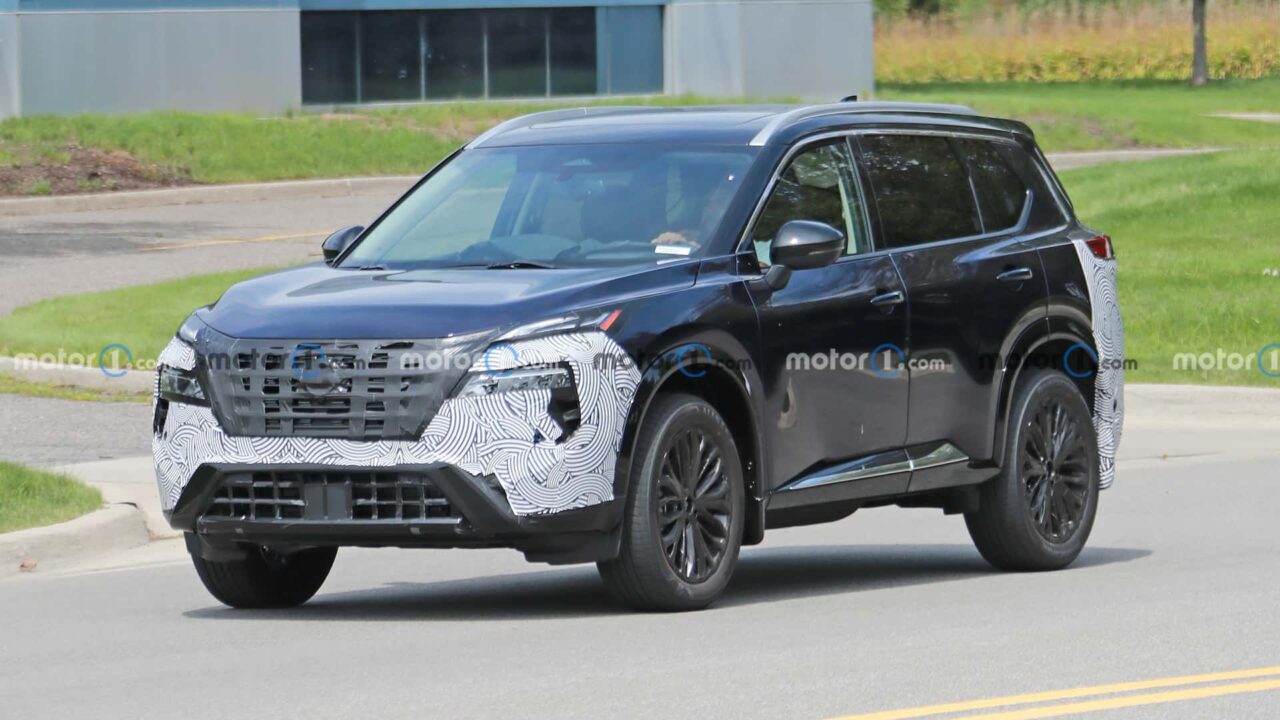 nissan rogue front view 2024 spy photo Autos Rodando Nissan X Trail Facelift