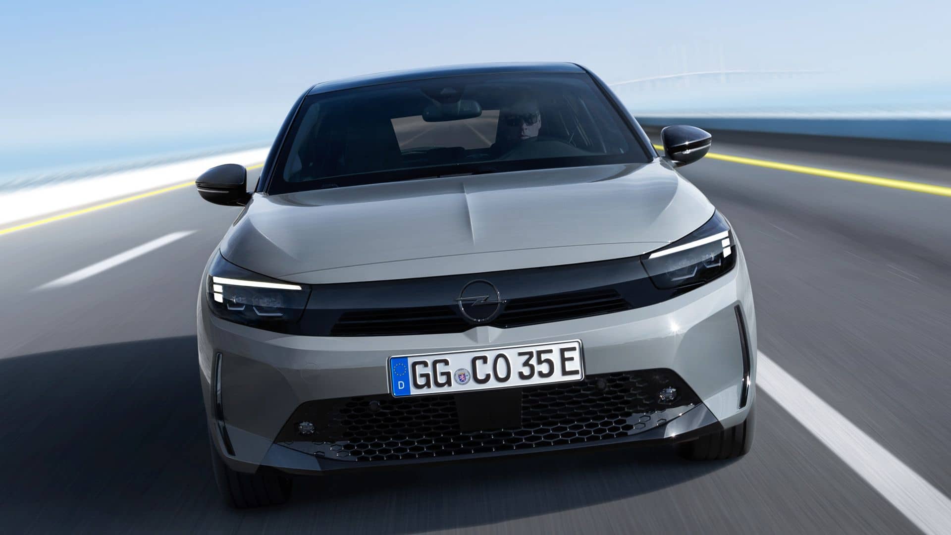 Opel Corsa 2024 frente