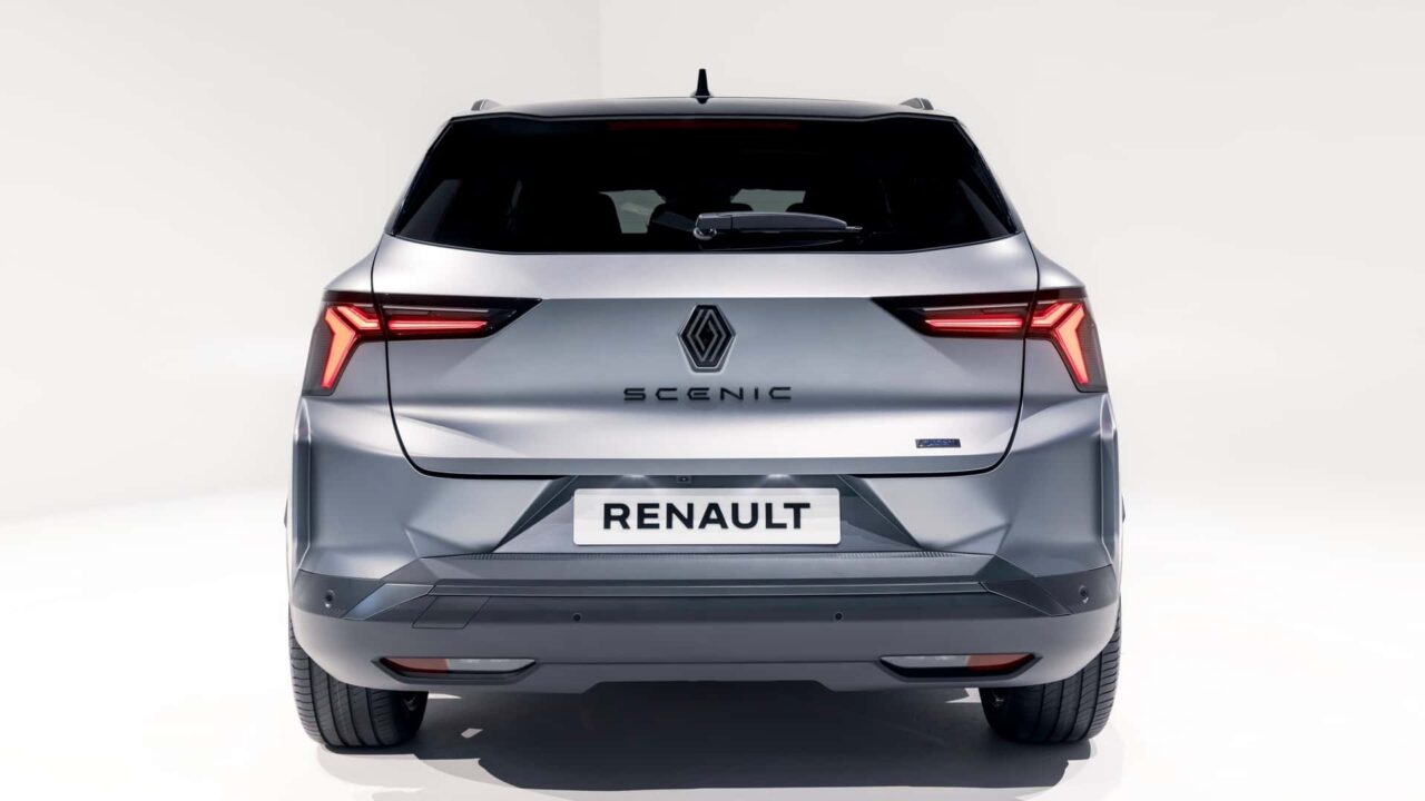 renault scenic e tech electric Autos Rodando Renault Scenic e Tech electric por detras