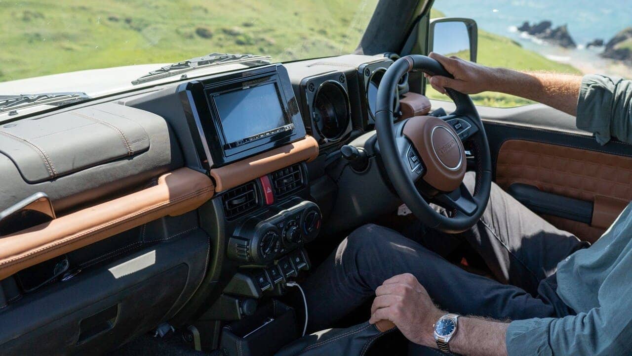suzuki twisted jimny interior Autos Rodando Suzuki Jimny Twisted interior
