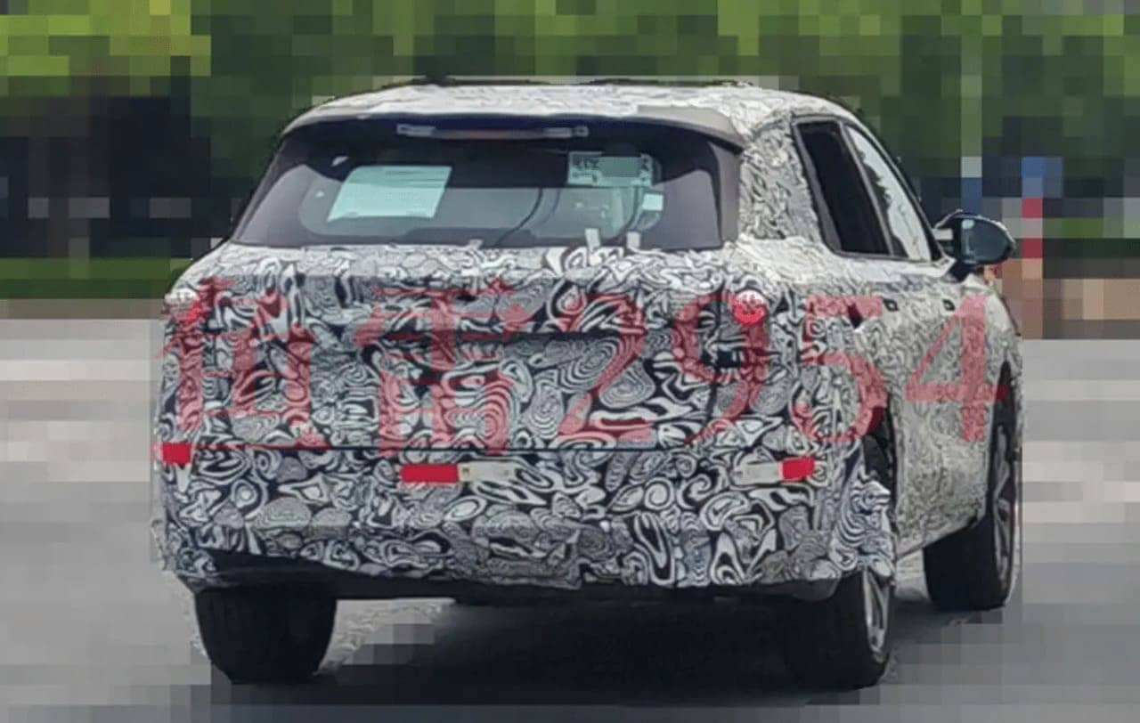 t28 suv de chery_02 Autos Rodando T SUV de Chery por detras