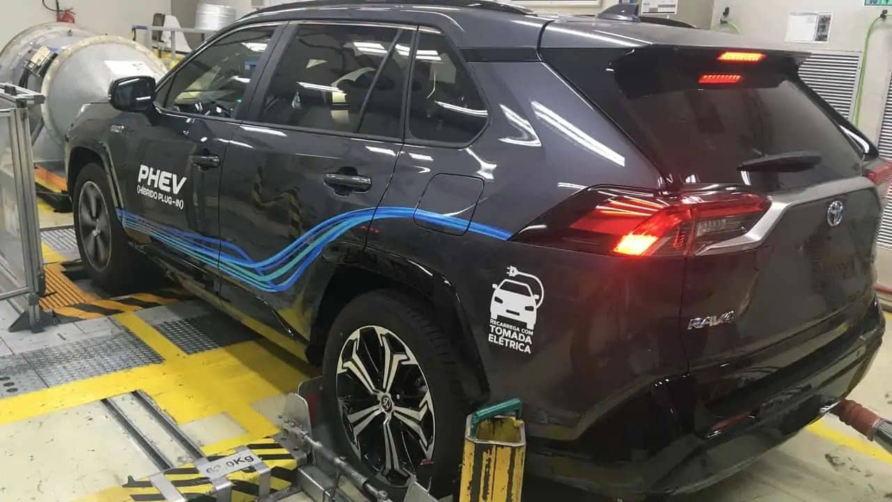 RAV PHEV Flex a prueba en Brasil