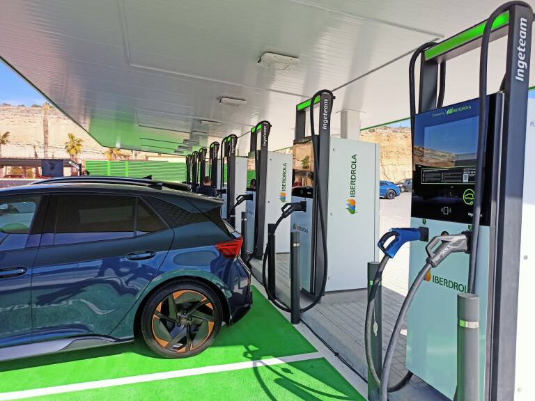 wall box Autos Rodando cargadores de de autos eléctricos