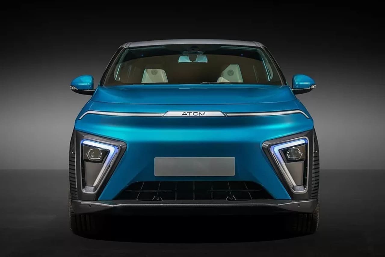 atom front view Autos Rodando Aton EV frente