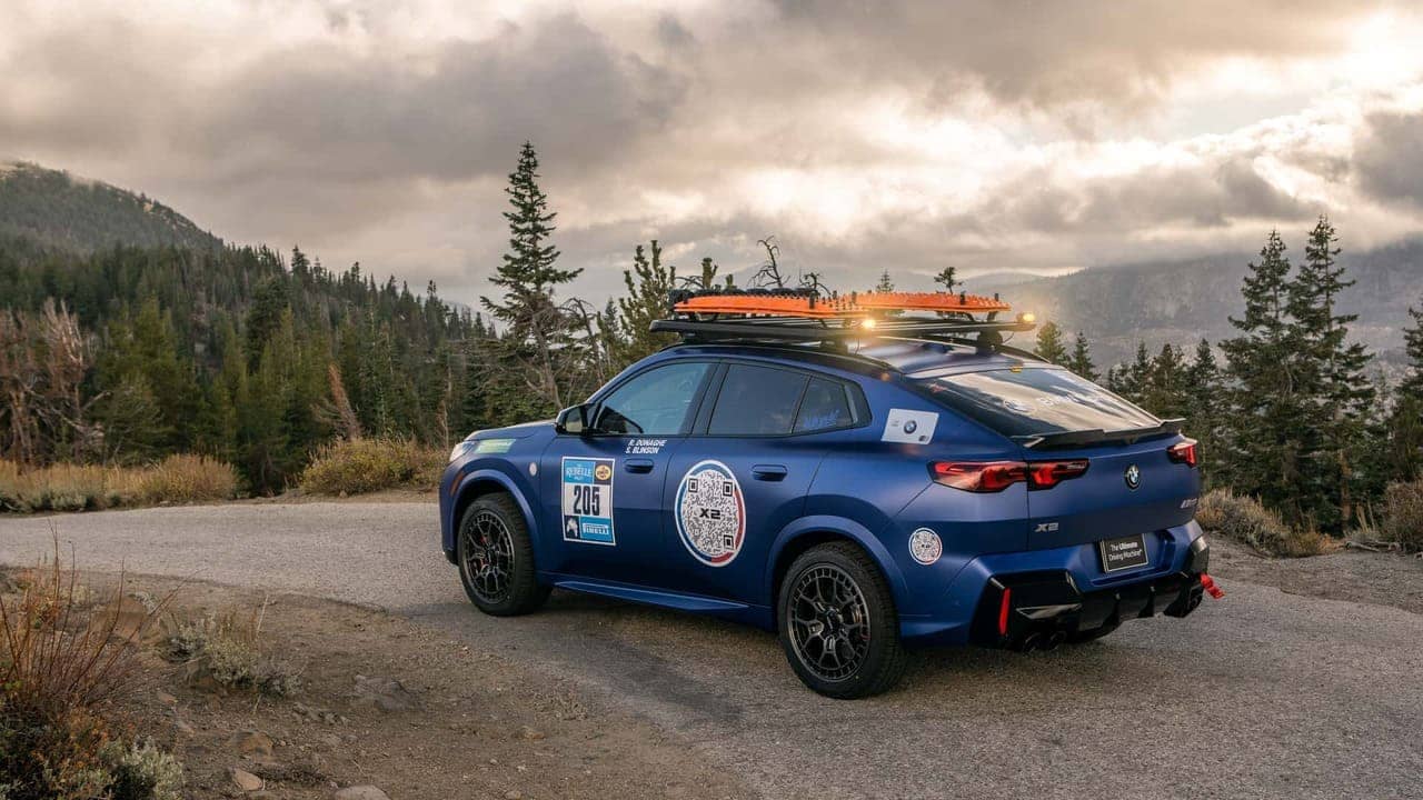 bmw x2 m35i 2024 for 2023 rebelle rally 03 Autos Rodando BMW X Mi rebelle Rally detras