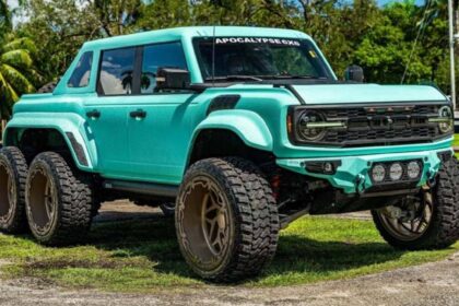 Ford Bronco 6x6 Knightmare