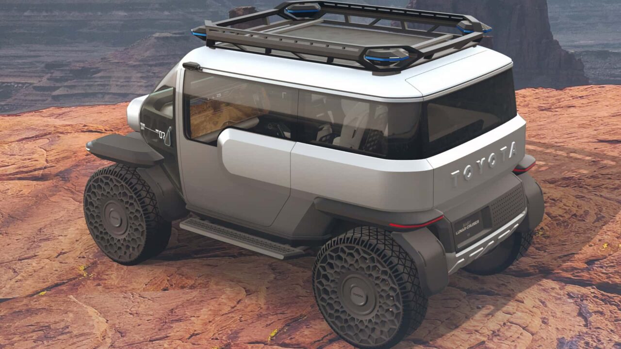 toyota baby lunar cruiser blc concept_02 Autos Rodando Toyota Baby Lunar por detras