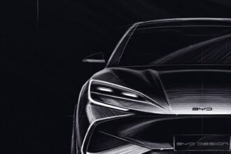 BYD Sea Lion 07 frente