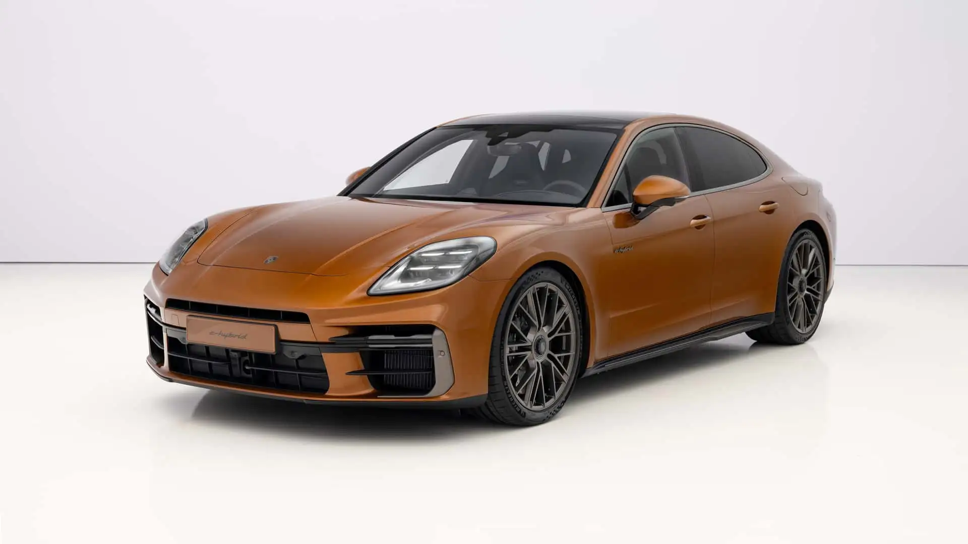 ᐅ Nuevo Porsche Panamera 2024 Innovación Y Potencia En Cada Curva