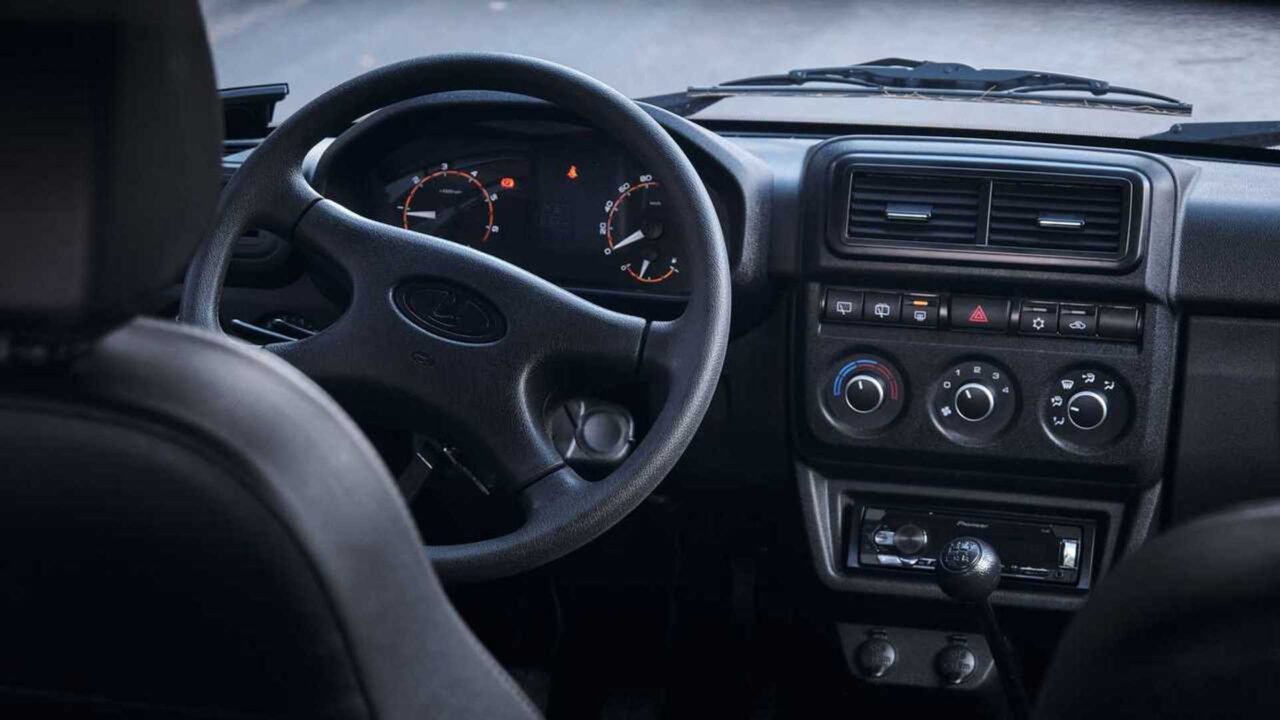 Lada Niva 2024 interior