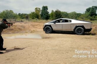 Tesla Cybertruck blandaje