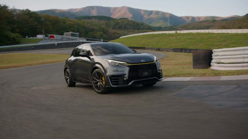 Lexus LBX Morizo RR frente
