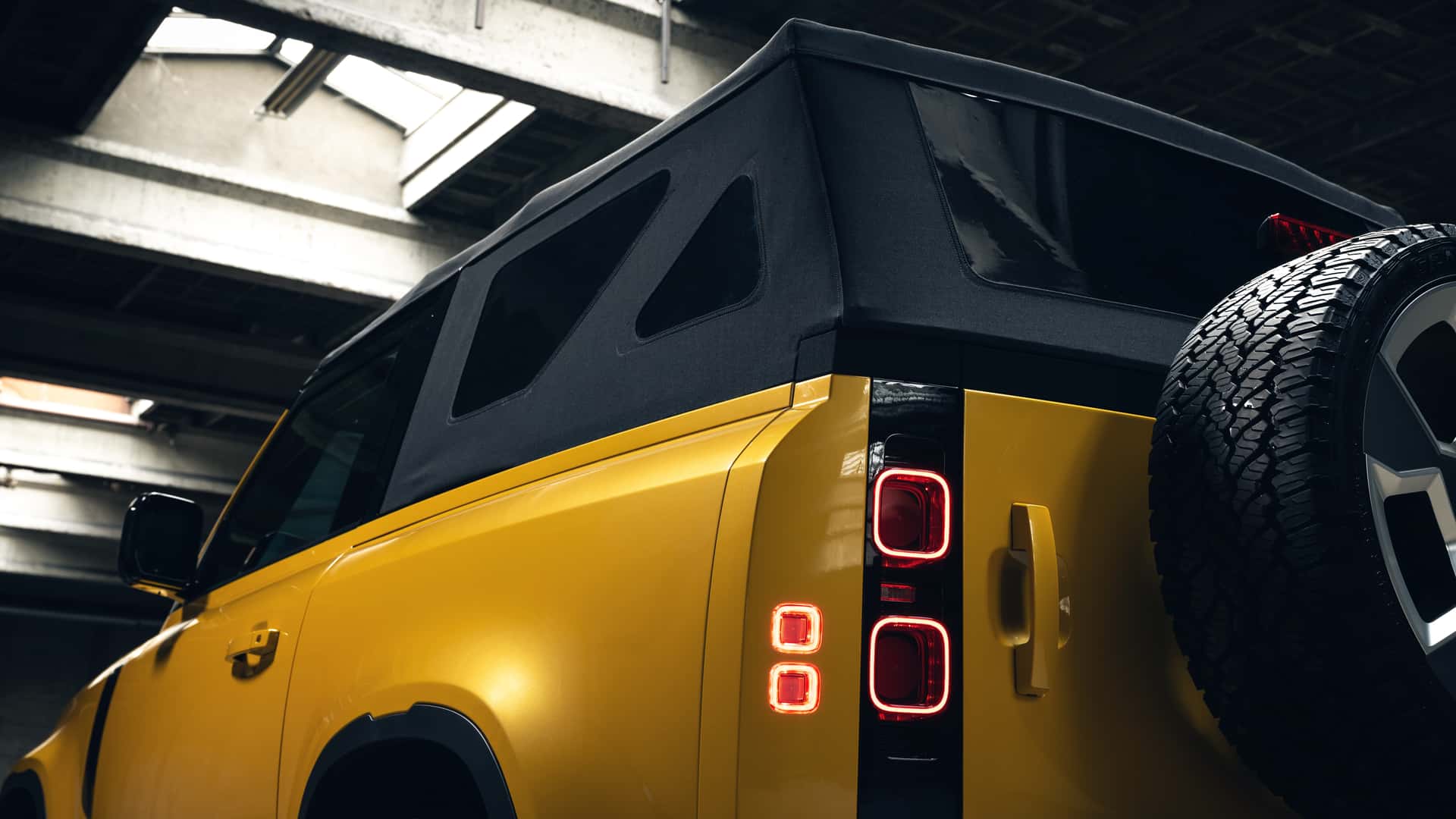 La Nueva Generación del Land Rover Defender Tendrá Versión Electrifica 1 defender convertible interior