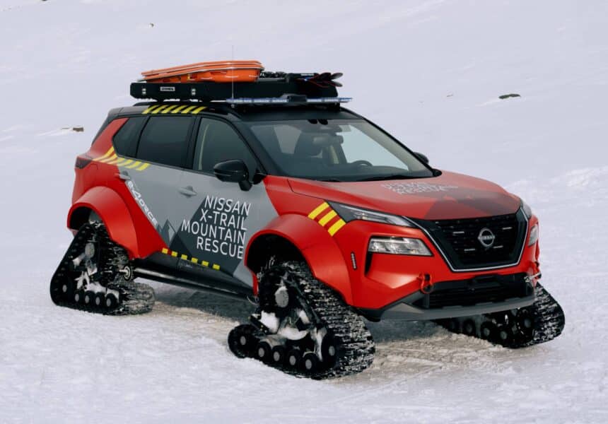Nissan X-Trail Mountain Rescue