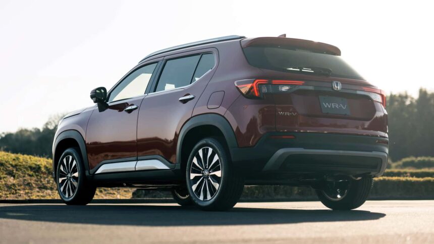 WR-V 2025 por detras