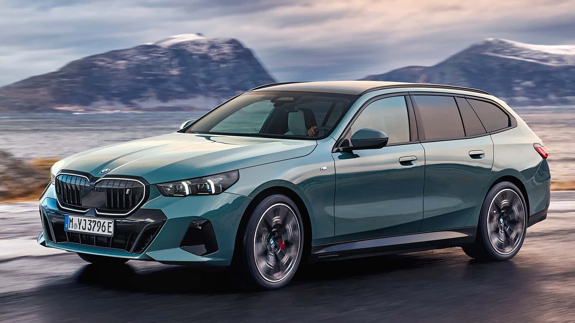ᐅ BMW I5 Touring 2025 Donde La Potencia Se Encuentra Con La Familia
