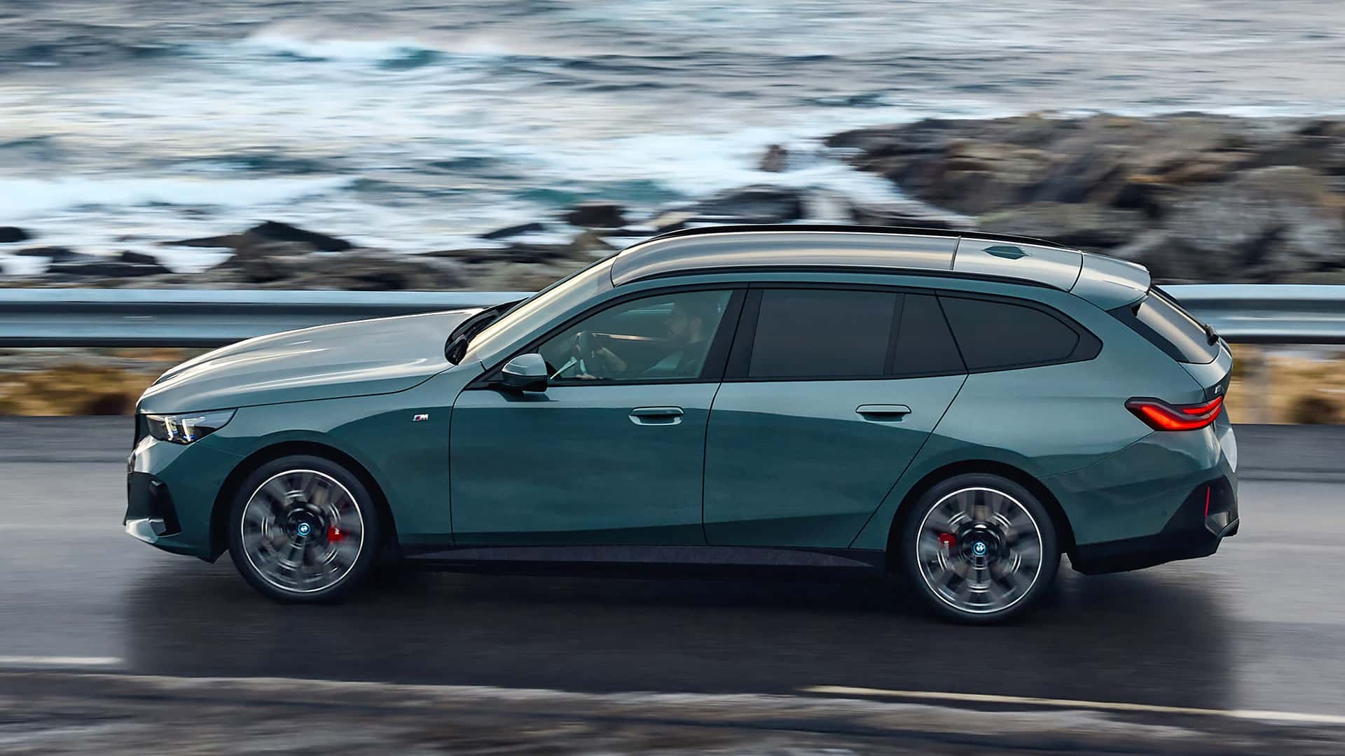 ᐅ BMW I5 Touring 2025 Donde La Potencia Se Encuentra Con La Familia