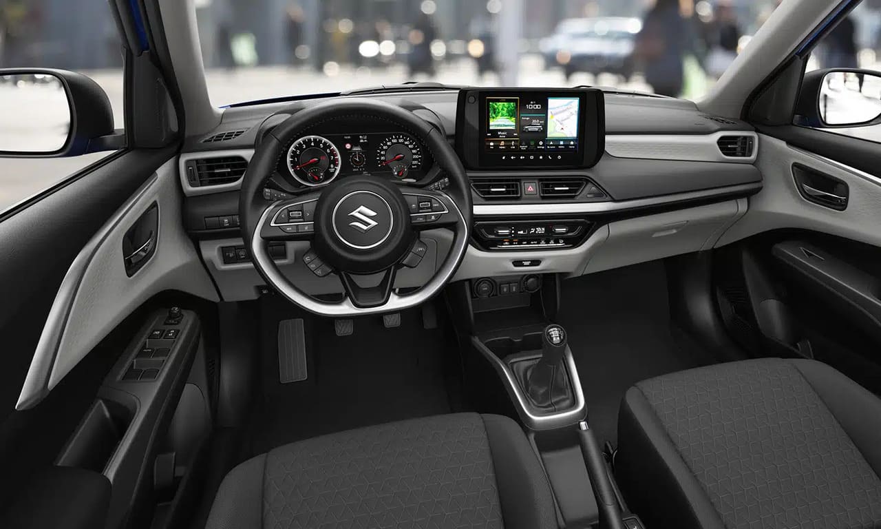Suzuki Swift Full Hybrid interior