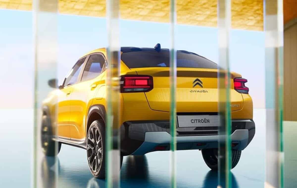 Citroën Basalt por detrás