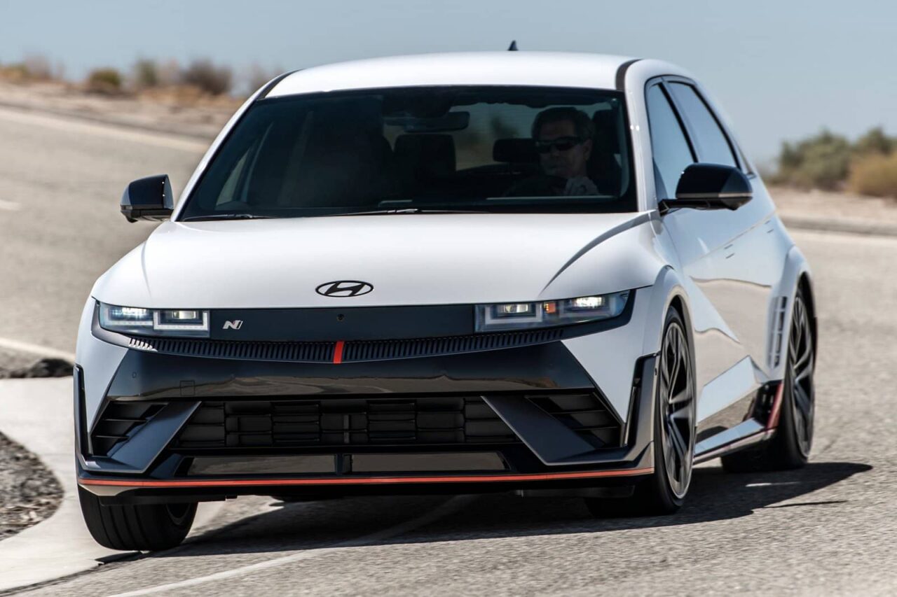 Hyundai Ioniq 5 N Line 2025 Ahora con más Batería y más Botones – Autos ...