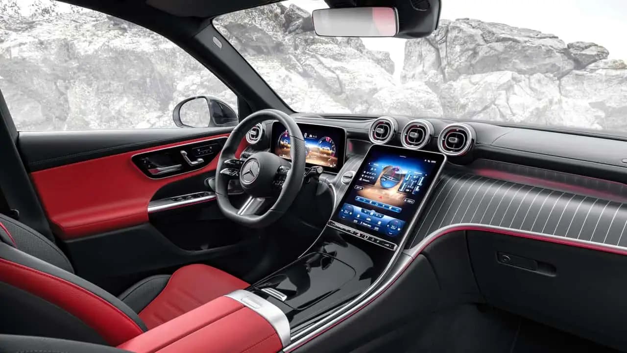 Mercedes-Benz GLC 350e 2025 interior