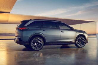 Peugeot 5008 2025 lateral
