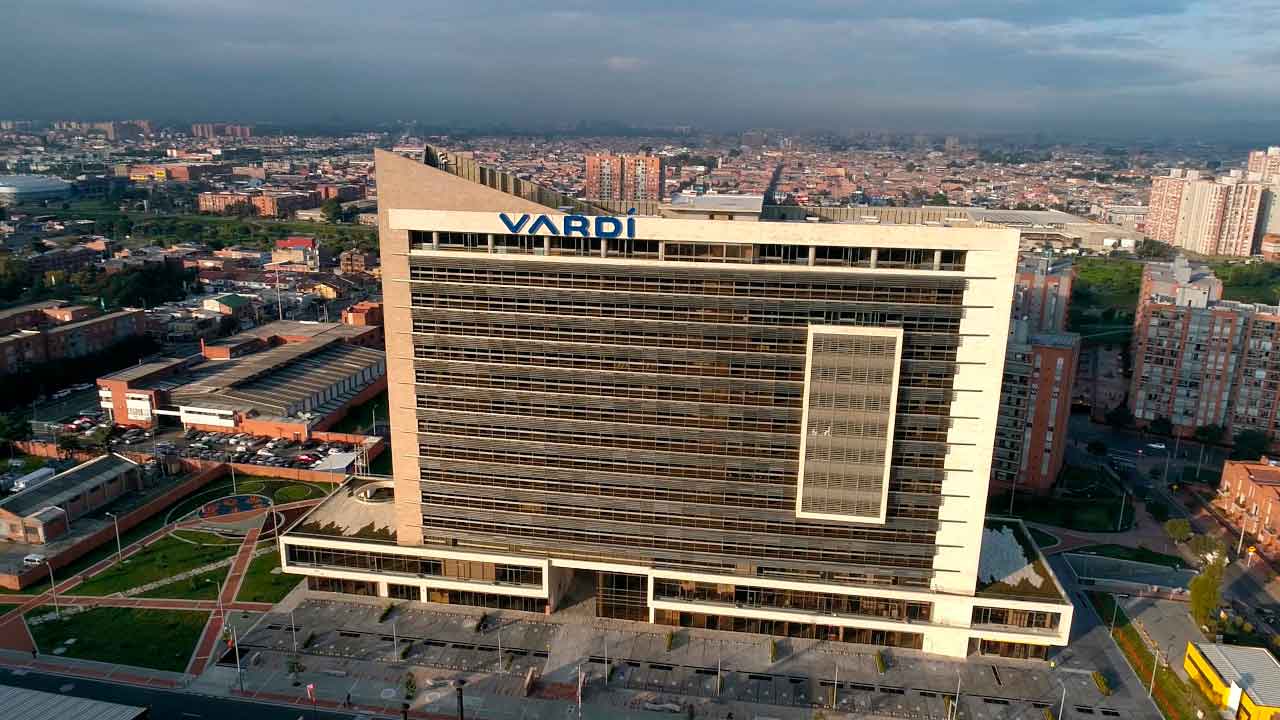Deepal y Changan Exito en Colombia: La 5º Marca China en ventas por tres meses seguidos 3 vardi