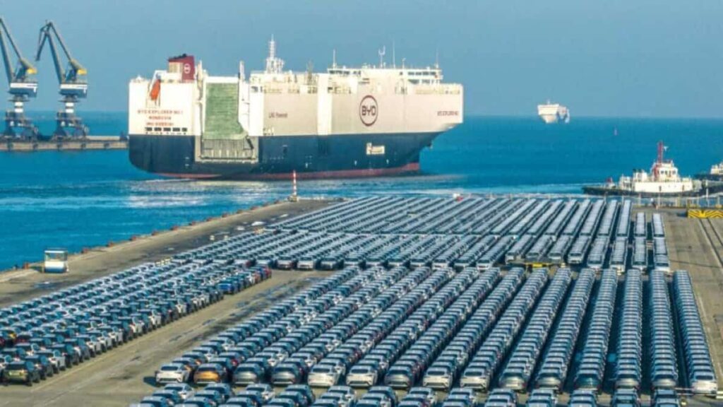 BYD reta a Chery y pone en jaque a los gigantes globales: así planea dominar el mundo para 2030 3 Autos Importados de China barco BYD