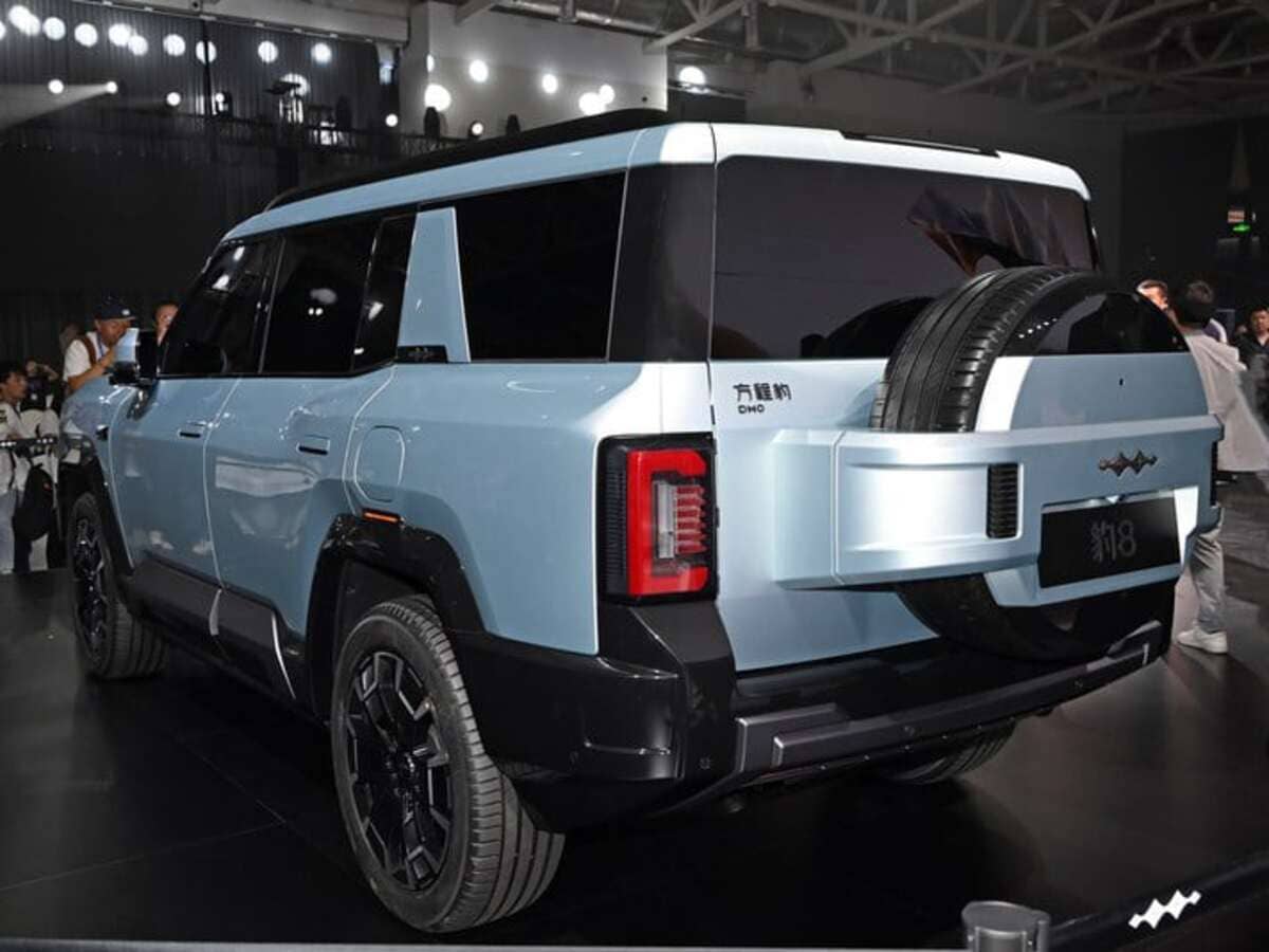 BYD Fang Cheng Bao Bao 8: Innovación y Potencia, Llega Este Año 7 BYD Fang Cheng Bao Bao 8 por detrás