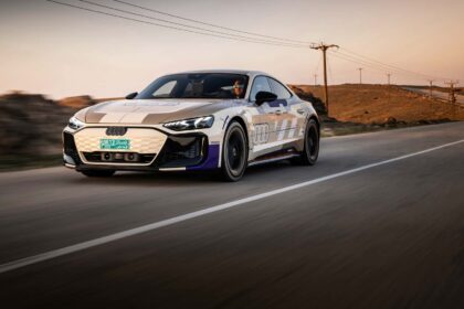 Audi RS E-Tron GT Performance 2025 frente