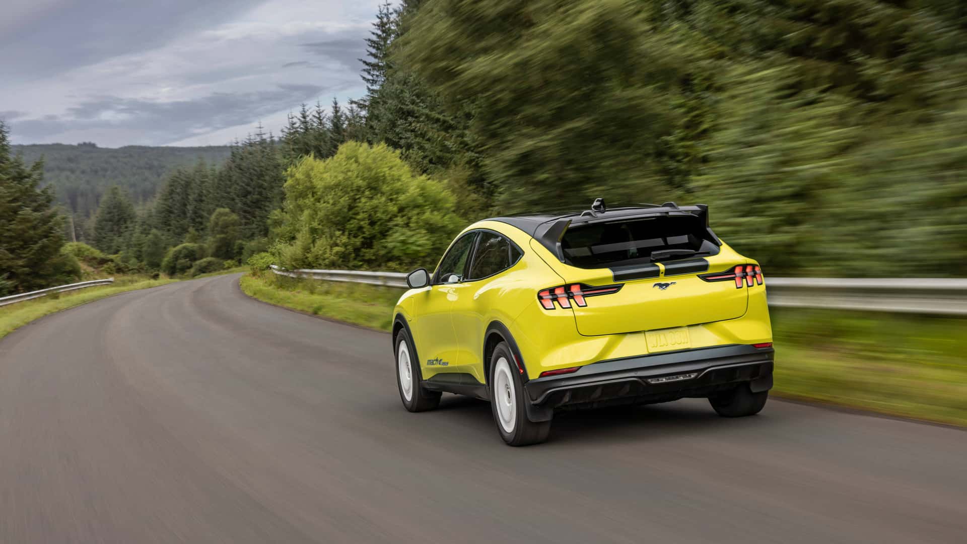 Se Retrasan los Vehículos Eléctricos de Ford, Cambiando Su Hoja de Ruta 7 Mustang Mach-E 2024