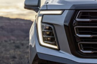 GMC Yukon AT4 2025