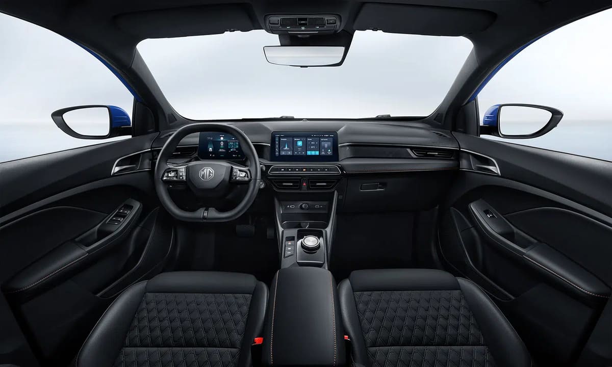 MG3 Hybrid interior