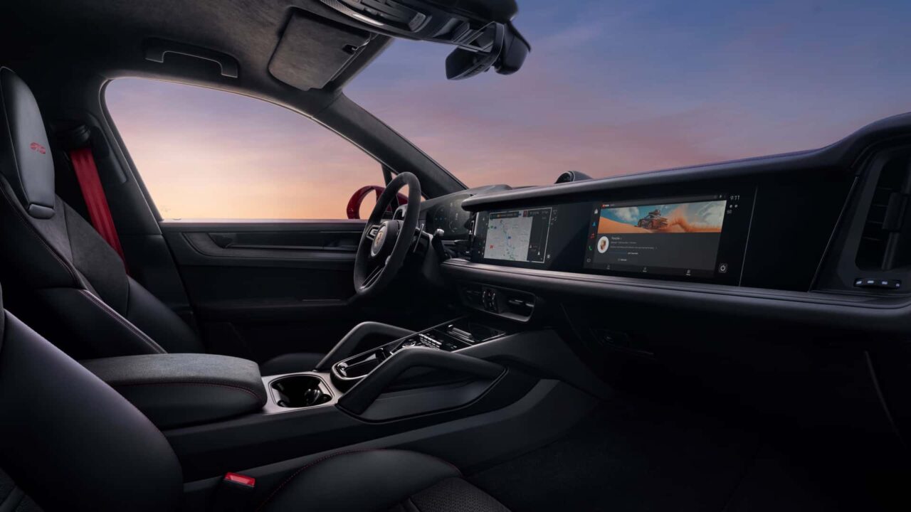 Porsche Cayenne GTS 2025 interior