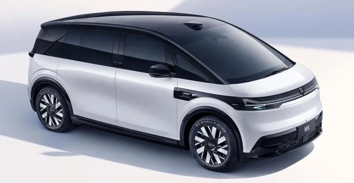 Zeekr Mix: La Minivan Que Quiere Revolucionar el Mercado 8 Zeekr Mix Blanco