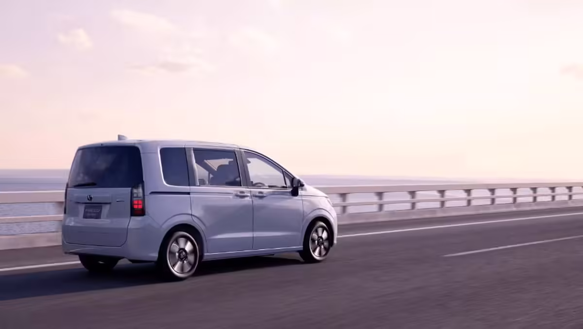 Nueva Honda Freed 2024: Estilo Inteligente e Híbrido 7 Honda Freed 2024