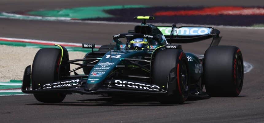 "Descubre las razones detrás del fracaso de Fernando Alonso y Aston Martin"