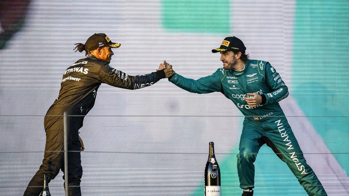 Hamilton y Alonso se 'Disputan' a Adrian Newey: Un Giro Inesperado en la F1 4 Hamilton y Alonso