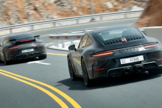 Porsche 911 Híbrido: Innovación y Potencia para el 2024 4 Porsche 911 Híbrido