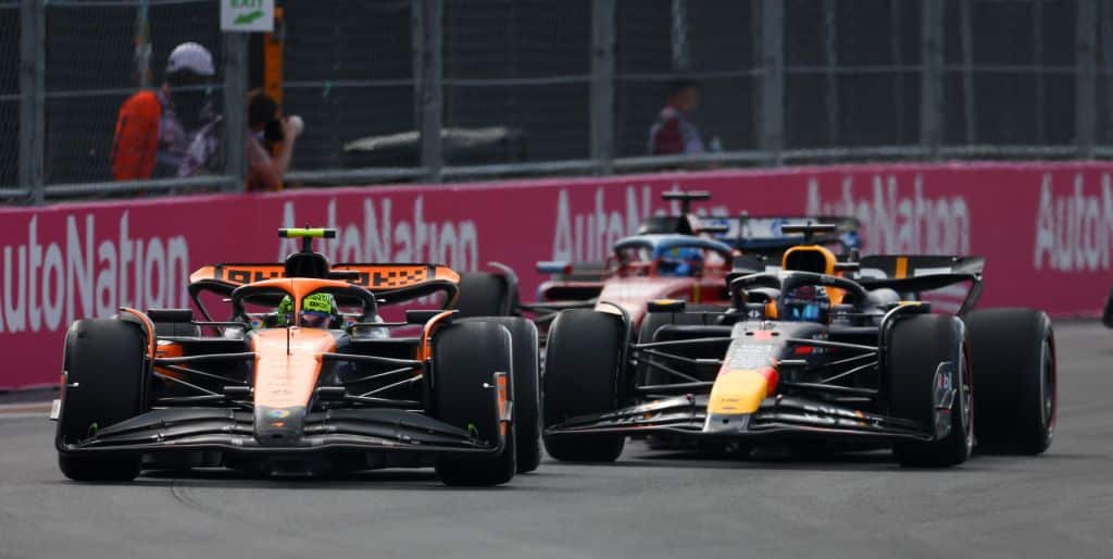 Montoya Alerta a Ferrari Sobre Posible Choque Entre Hamilton y Leclerc 1 Red Bull se prepara para sorprender en Imola ante McLaren y Ferrari