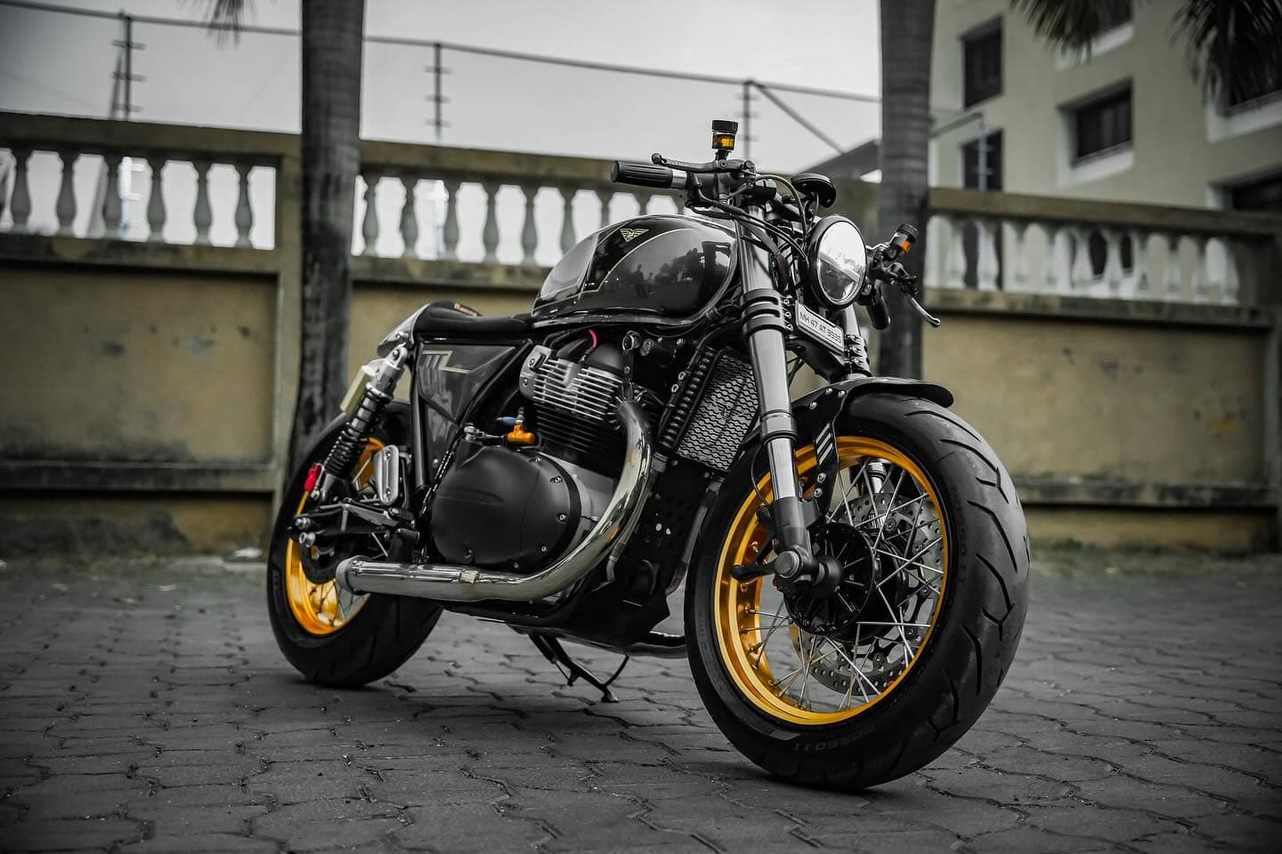 Royal Enfield INT650 Hanzo: Una Nueva Perspectiva a la Interceptor 1 Royal Enfield INT650 Hanzo lado derecho