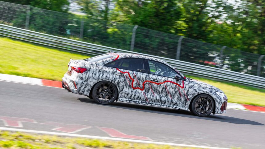 Audi RS3 2025 lateral