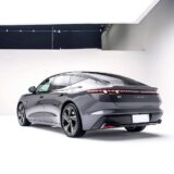 Lynk & Co 03 Performance: Un nuevo titán en el mundo automotor 7 Lynk & Co Z10 por detrás