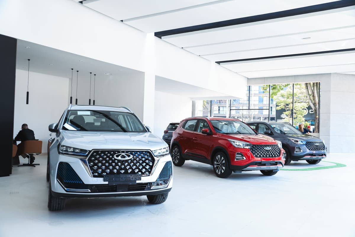 Chery Rodará en Regiones de Colombia con a su Alianza con Cuatro Grandes del Mercado Automotriz en el País 1 Vitrina Chery Colombia