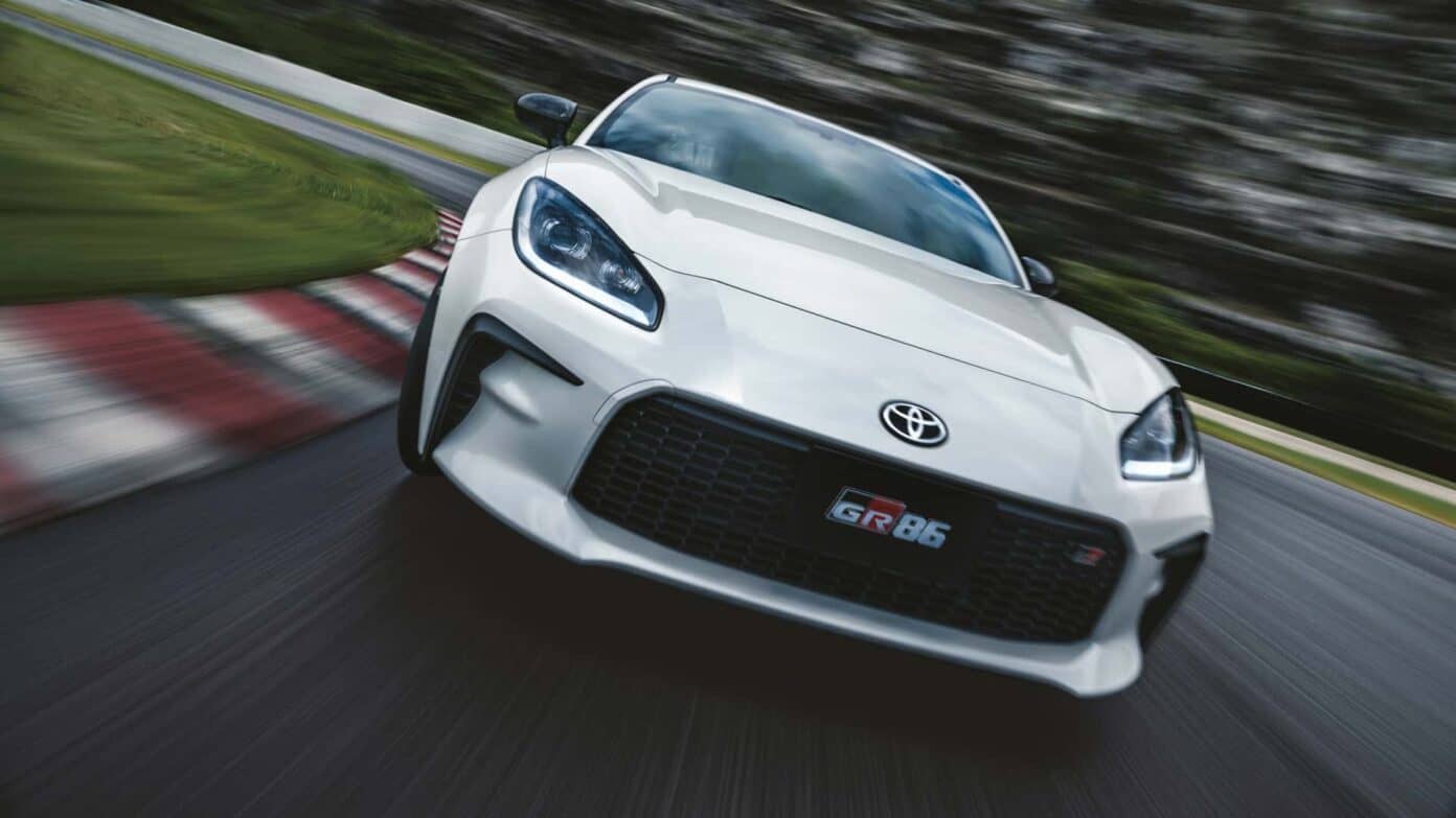 Toyota GR86 2025 frente